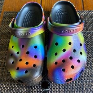 Classic solarized crocs